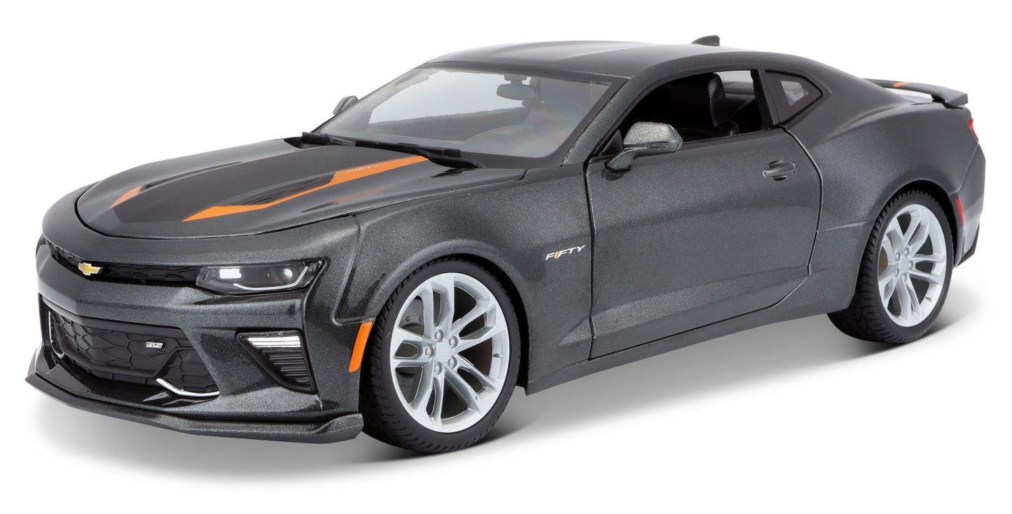 2017 Chevrolet Camaro 50th Anniversary Diecast 1:18 Maista