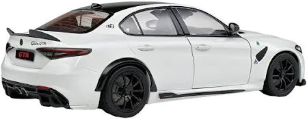 2023 Alfa Romeo Giulia GTAm Diecast 1:18 Special Box