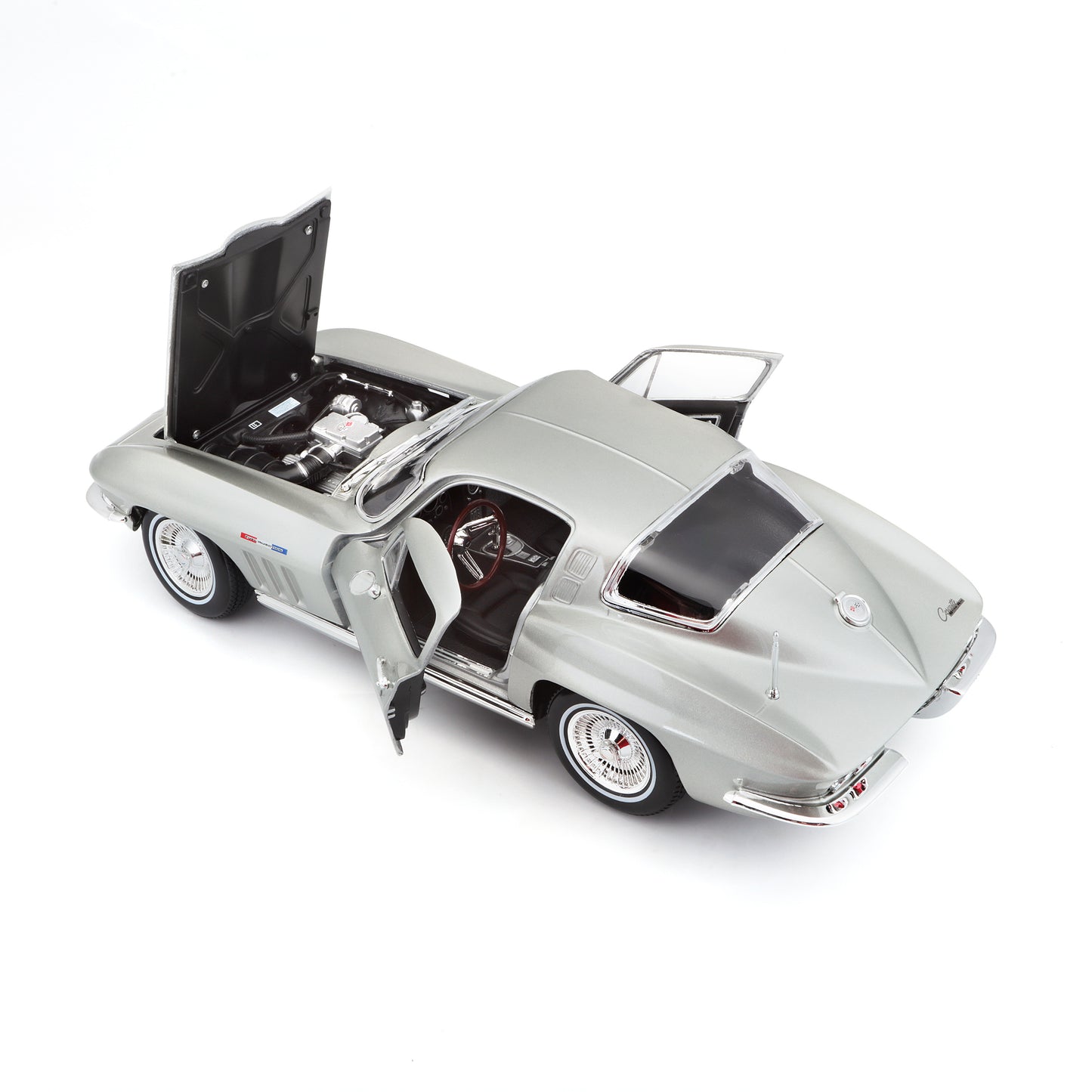 1965 Chevrolet Corvette Diecast 1:18 Maisto